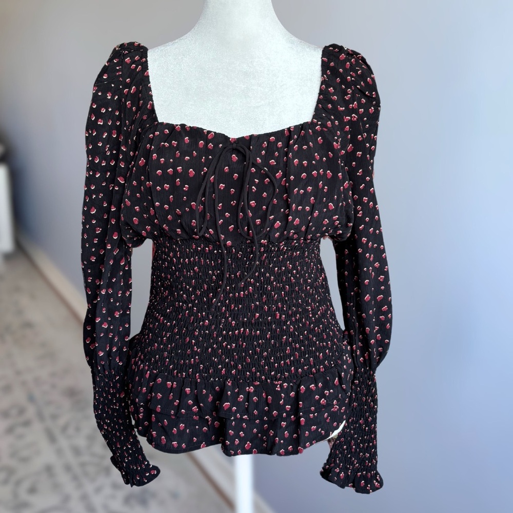 NWT Cistar Black Longsleeve Smocked Waist Top Red Accents